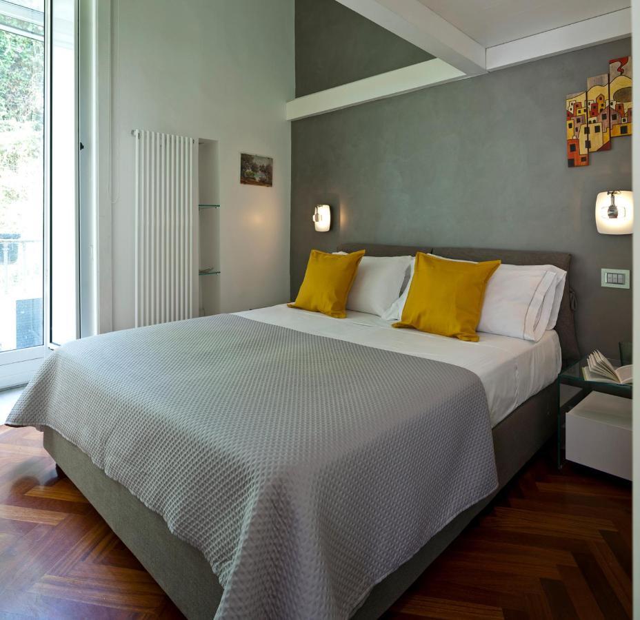 Elegant Apartment At Chiaia By Wonderful Italy Neapol Zewnętrze zdjęcie
